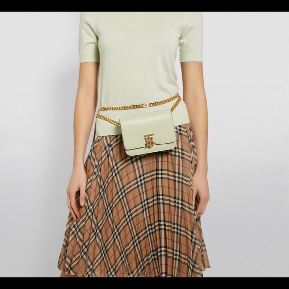 Burberry Leather Belted TB Bag - Picture 7 of 9